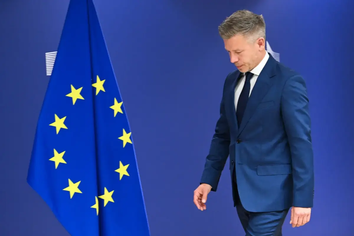 Hungary blocks next step in EU membership bids of Ukraine, Moldova, no explanation given