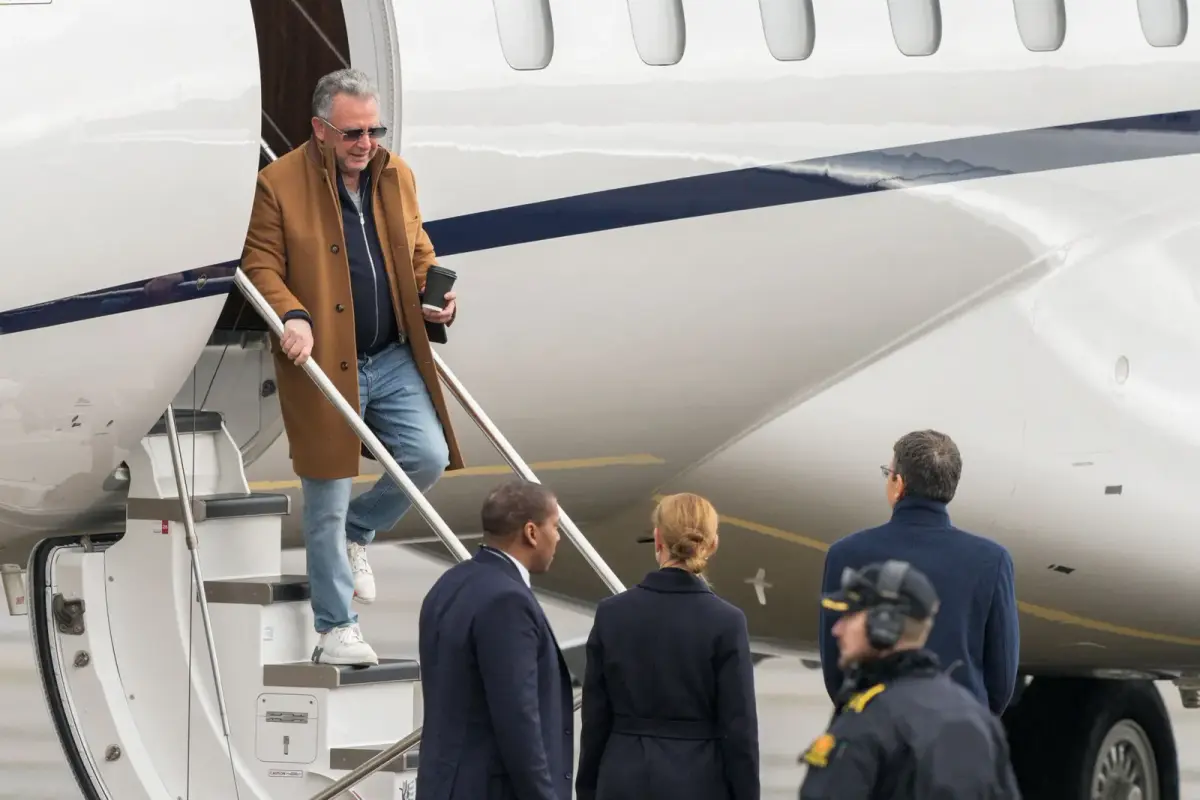 US envoy Steve Witkoff lands in St. Petersburg for Russia peace talks