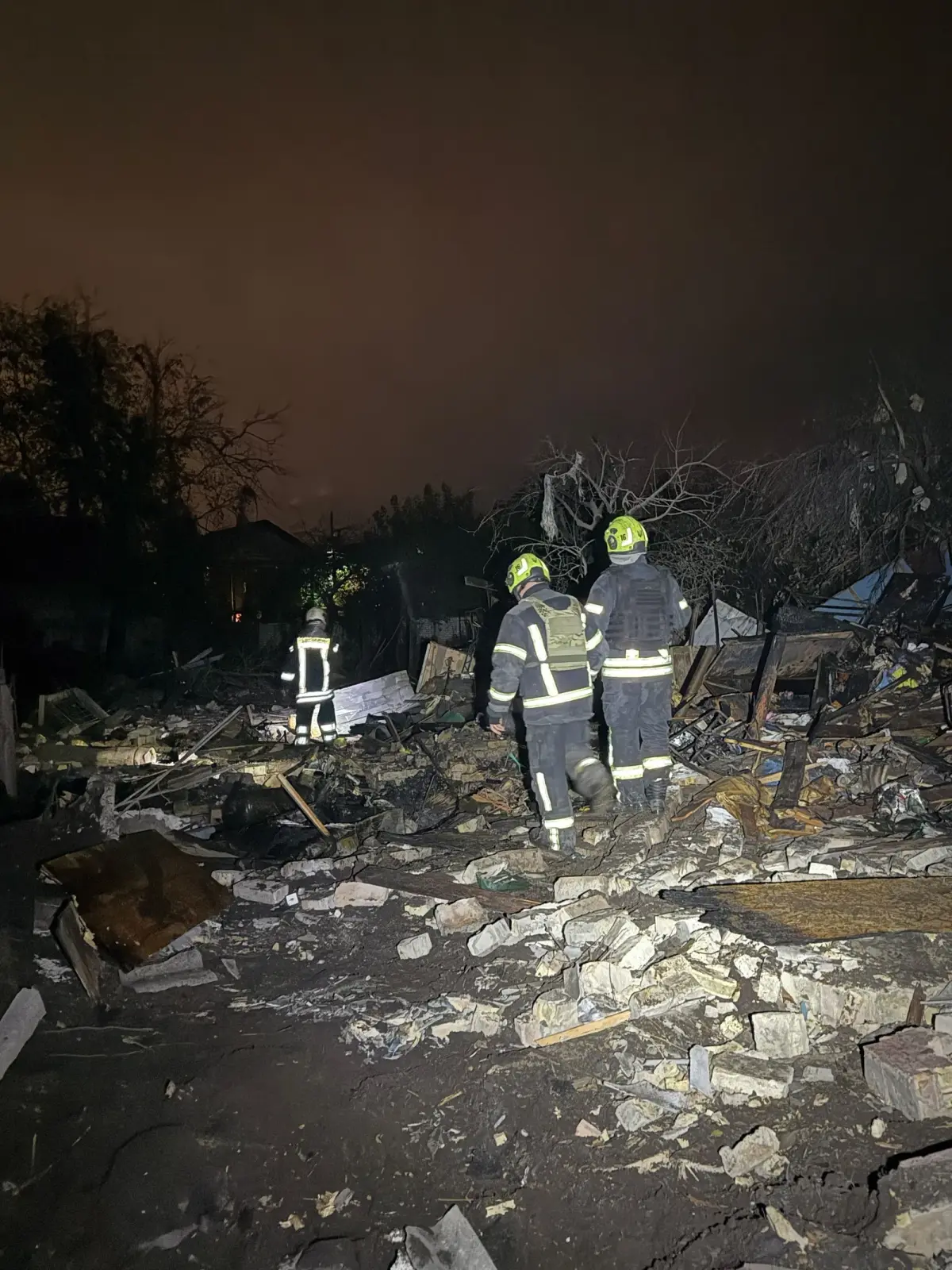 Russian ballistic missiles rock Kyiv in late-night attack, injuring 6