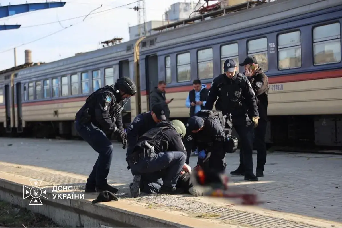 Russian drone strike on Dnipro station kills 14; deadly attacks on Chernihiv, Kremenchuk