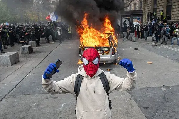 Britain braces for furious ‘Gen Z protests’ as activists want France-style chaos