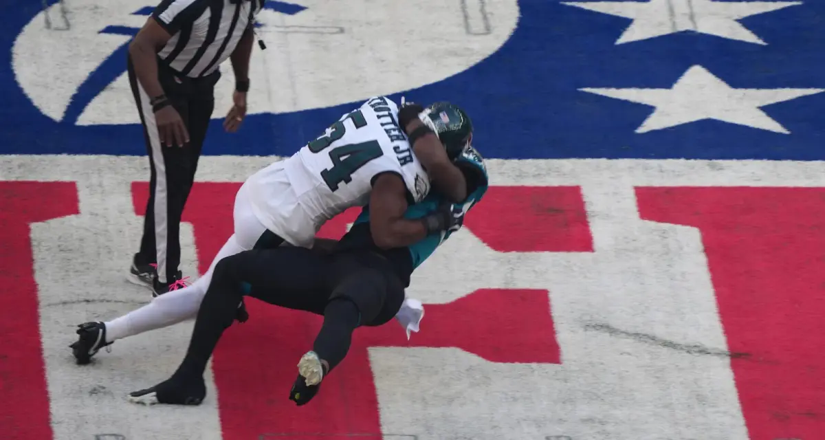 NFL Network struggles to explain double ejection on Eagles-Jags opening kickoff in London
