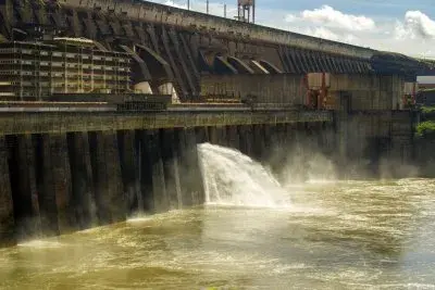 U.S. firm plans AI data centers powered by Paraguay's Itaipu dam