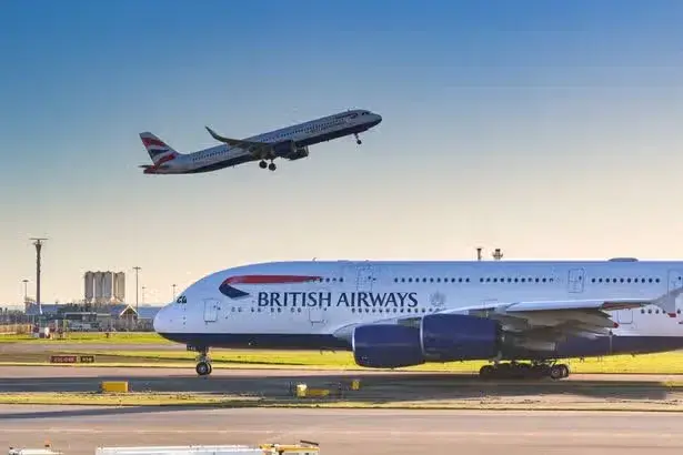 British Airways flight declares mid-air emergency, returns after cracked window