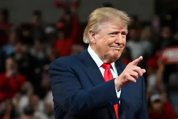 Trump claims energy ceasefire with Russia; Zelensky says he didn't sign it