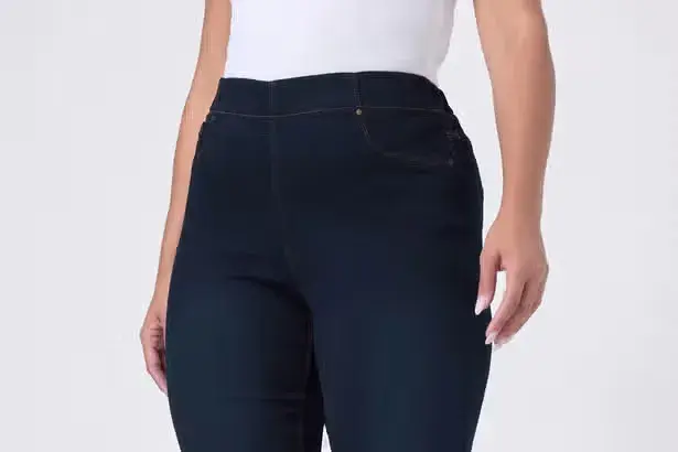 'Comfiest jeggings I own' are £23 as curvy women praise 'perfect fit and length'