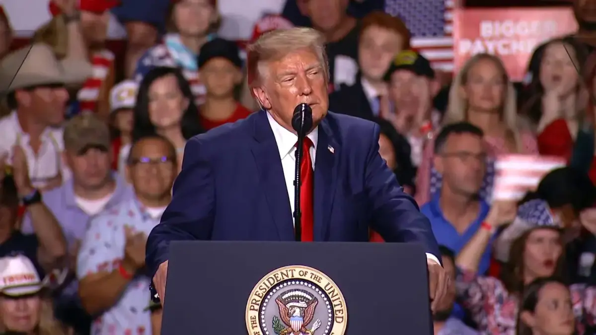 Trump reframes 'let them hit' comment at San Antonio rally