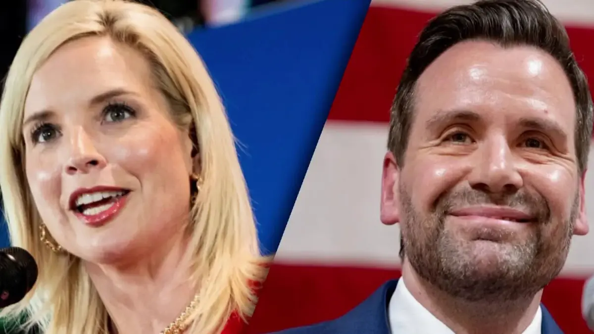Inside Iowa’s critical midterm Senate race
