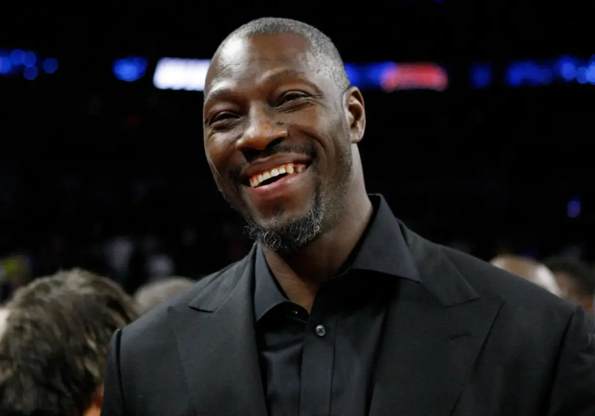 Lindsey Hunter recalls Ben Wallace punching NBA rival in parking lot