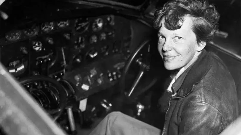 Theory: Giant coconut crabs may have eaten Amelia Earhart after 1937 crash landing
