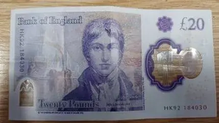 Taxi driver drops passenger at police station after he tries to pay with counterfeit cash