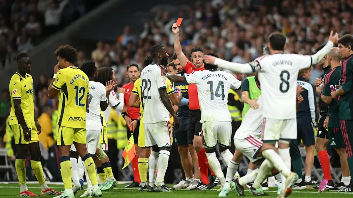 Vini Jr suspended four matches for hair pull, will miss Clasico