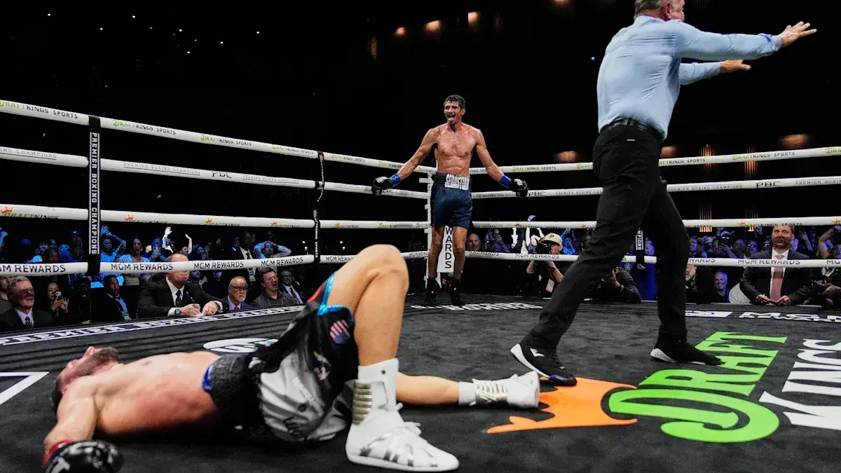 Fundora stops Hadribeaj in final second, keeps undisputed title hopes alive