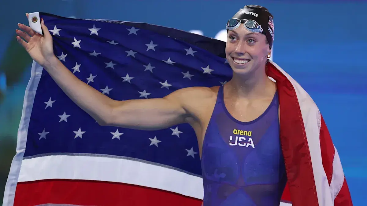 Gretchen Walsh breaks world record in 50m freestyle short-course swimming