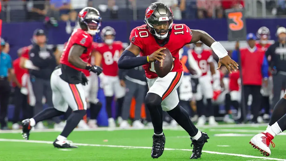 Jalon Daniels records first NFL win as Buccaneers starter