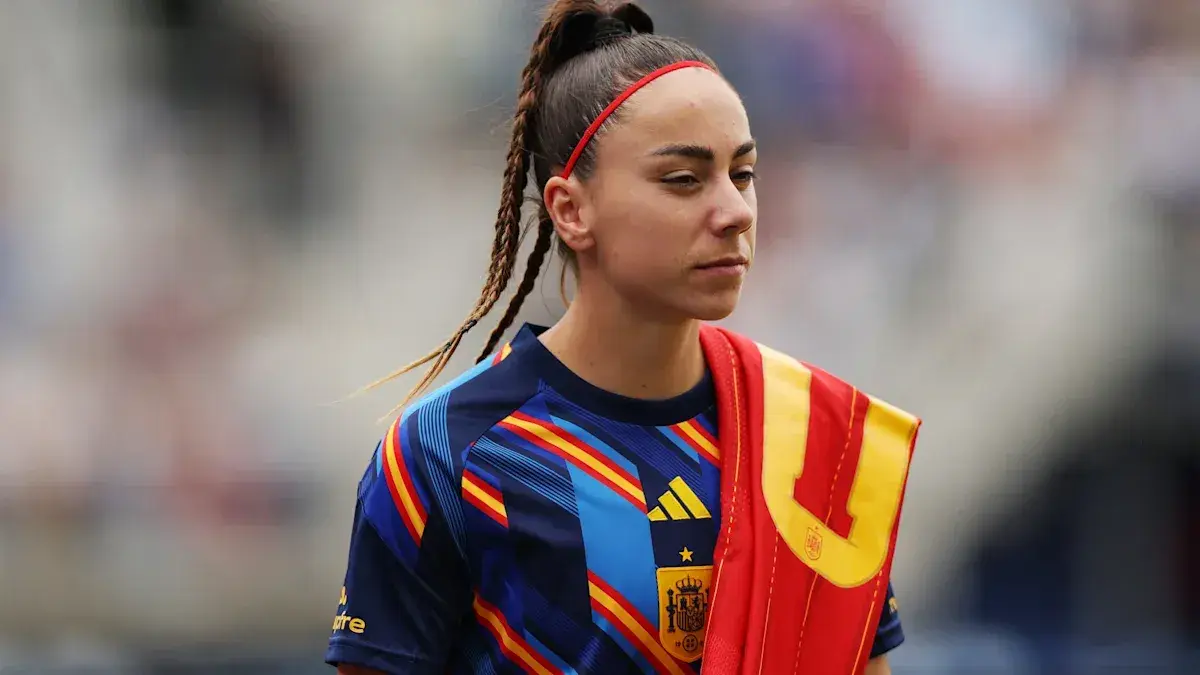 Spain's Athenea Del Castillo red-carded for pulling USWNT player's hair