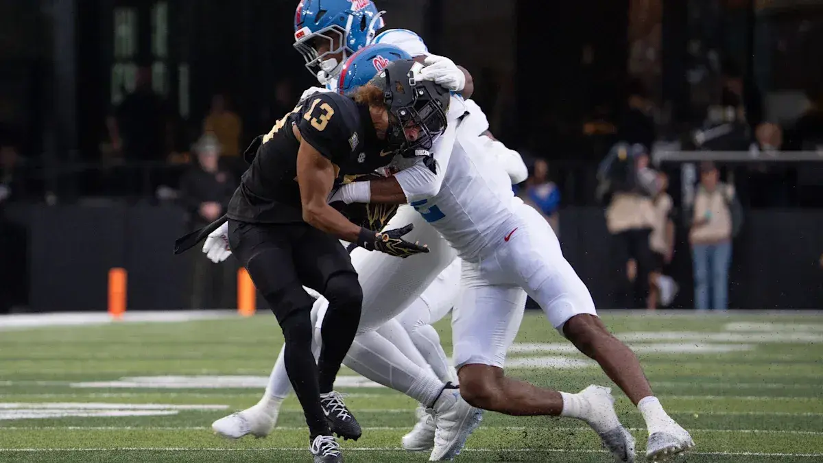 Vanderbilt football WR arrested on assault, identity theft charges