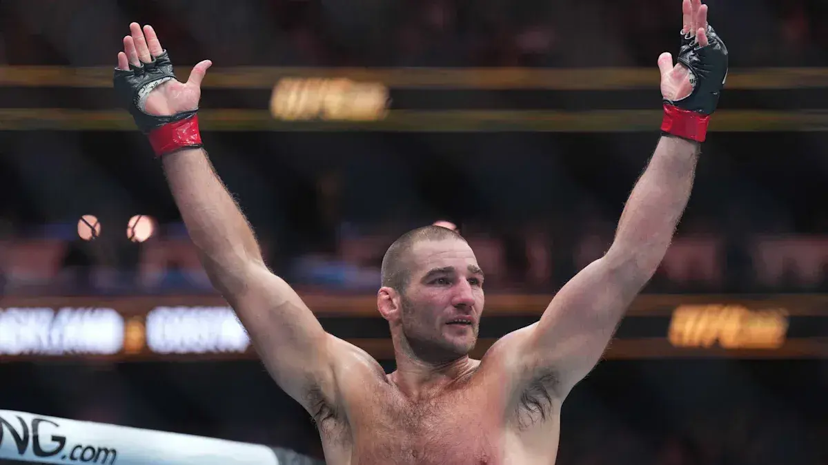 Sean Strickland considers vacating UFC title over pay dispute