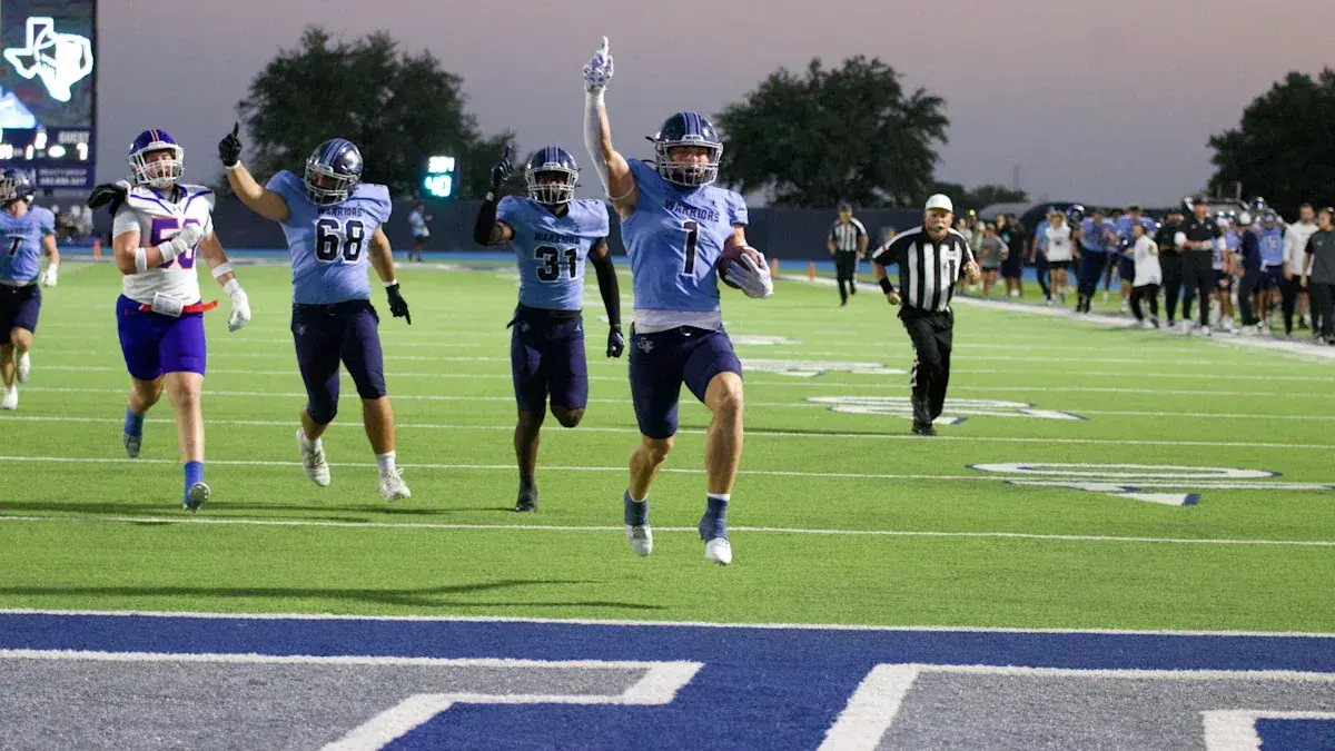 Son of Dallas Cowboys icon blocks FG, returns it for TD