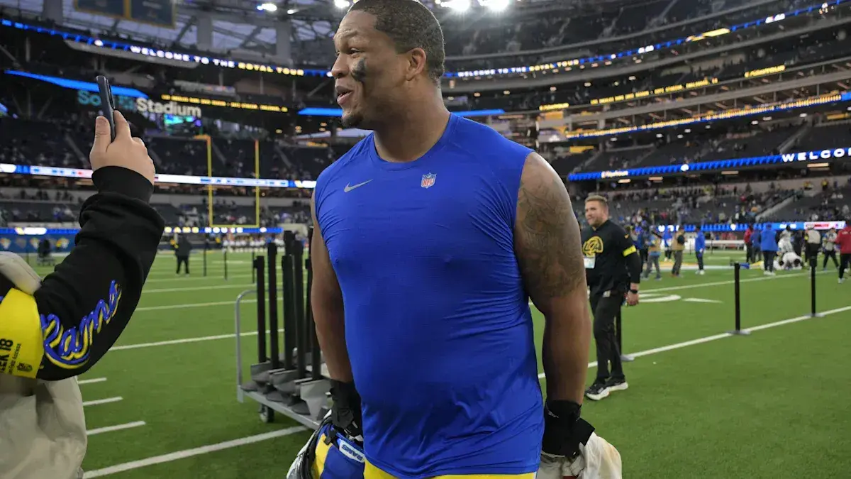 Rams LT Alaric Jackson punches Bills OLB Bradley Chubb after Monday loss