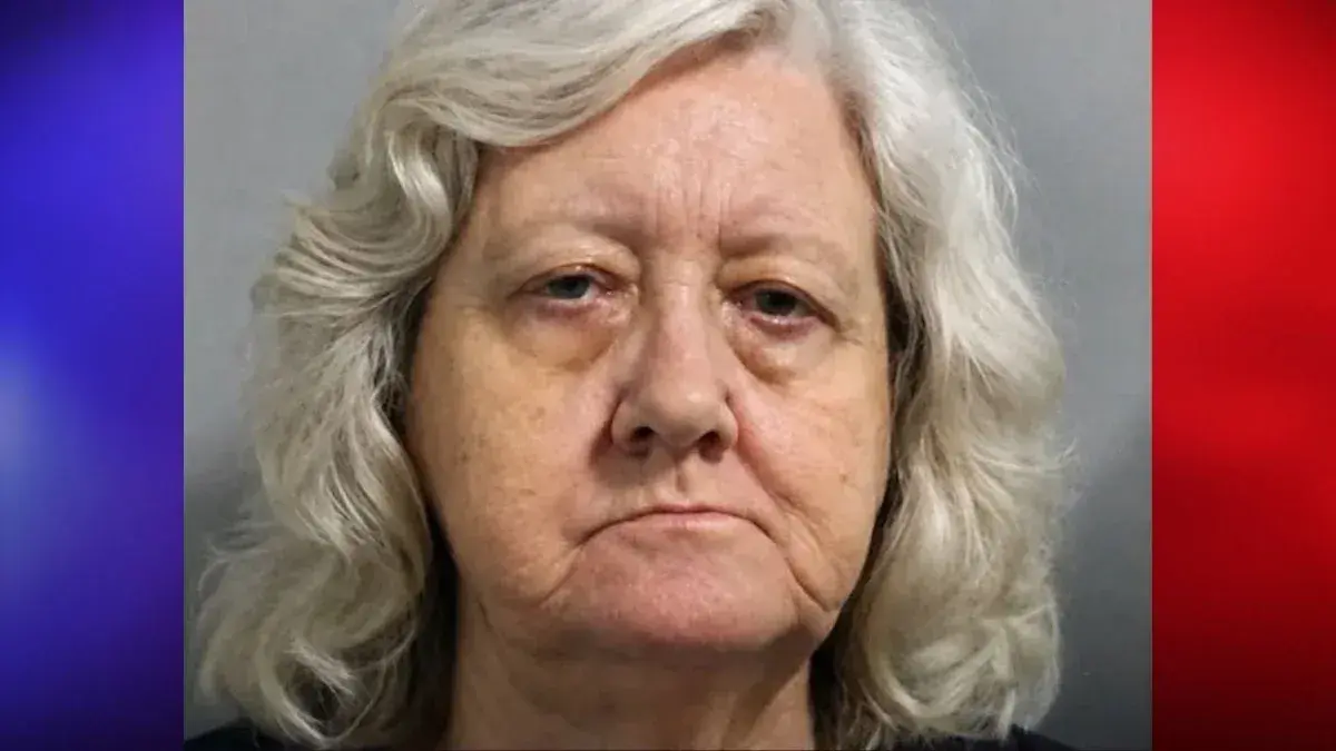 Florida woman accused of stealing pumpkin cushions, leaves them on golf cart