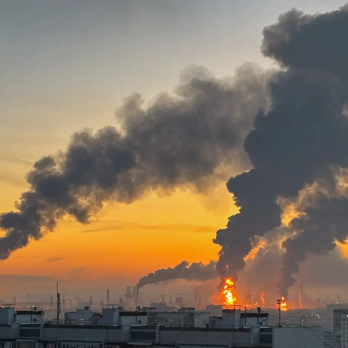 Trump moves to buy Russian diesel while pressuring Ukraine to halt refinery attacks